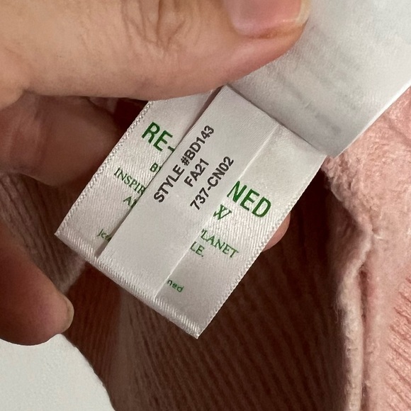 *NEW* J.Crew Turtleneck Sweater in Supersoft Yarn - Picture 13 of 13